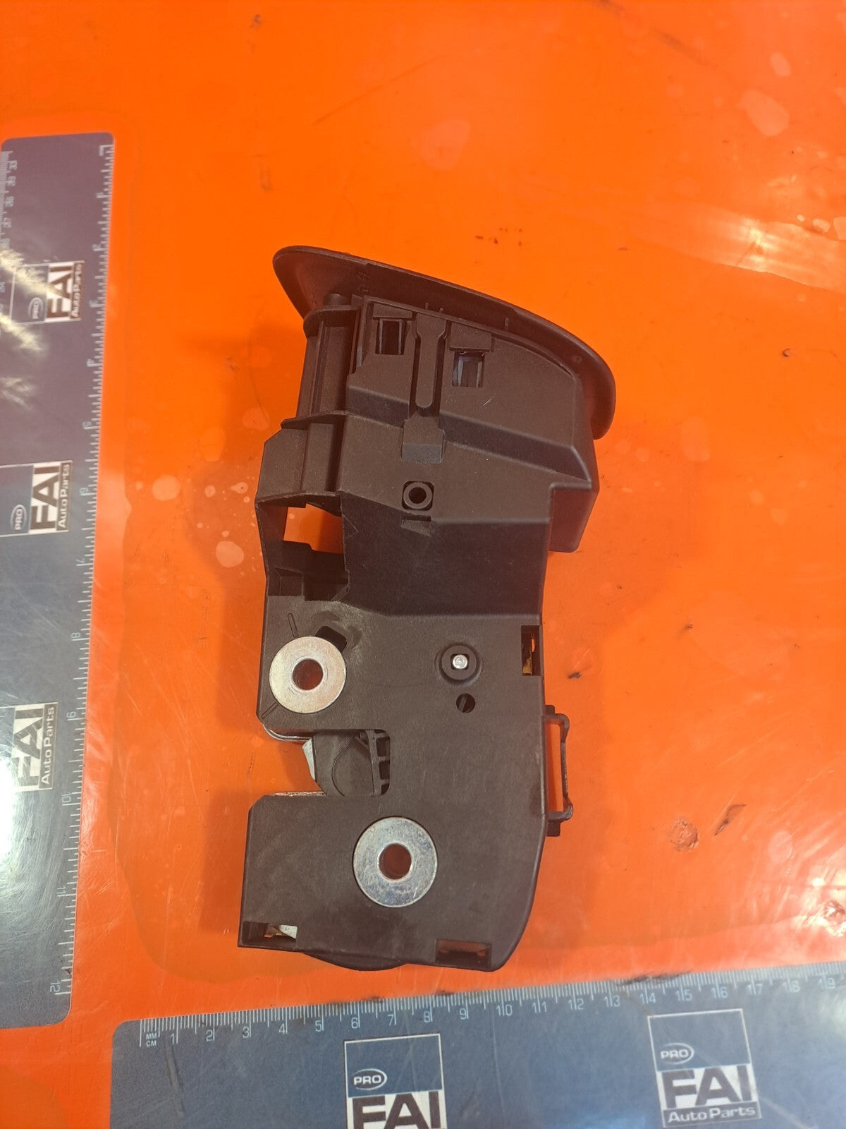 ✅MERCEDES B200 W246 1.8 CDI 2014 REAR LEFT SEAT LOCK A2469200172 Warranty A071 - Image 1