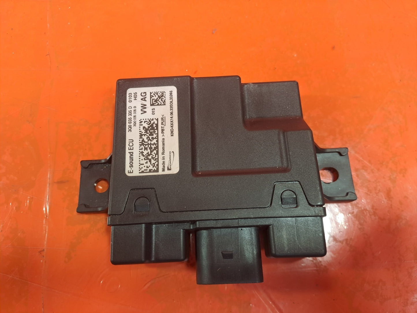 ✅VW Golf Gte 1.4 Petrol 2022 Engine Noise Generator Module 3Q0035335D A388 - Image 2