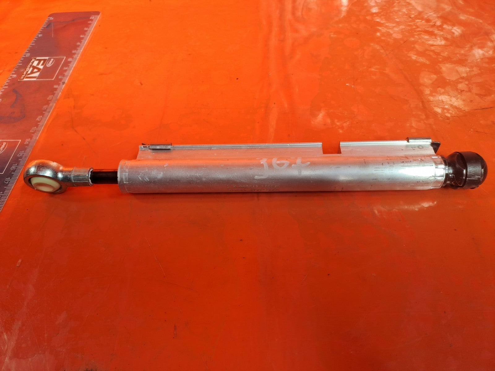 ✅BMW F33 420D M SPORT 2.0 DIESEL 2015 FOLDING ROOF HYDRAULIC CYLINDER STRUT A367 - Image 3