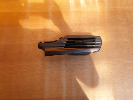 ✅2023 HYUNDAI I20 1.0P RIGHT DASHBOARD AIR VENT TRIM 84790-Q0900 + WARRANTY A180 - Image 1
