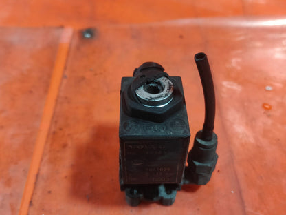 ✅2003 VOLVO FL AIR SOLENOID VALVE 1078316 + WARRANTY A324 - Image 8