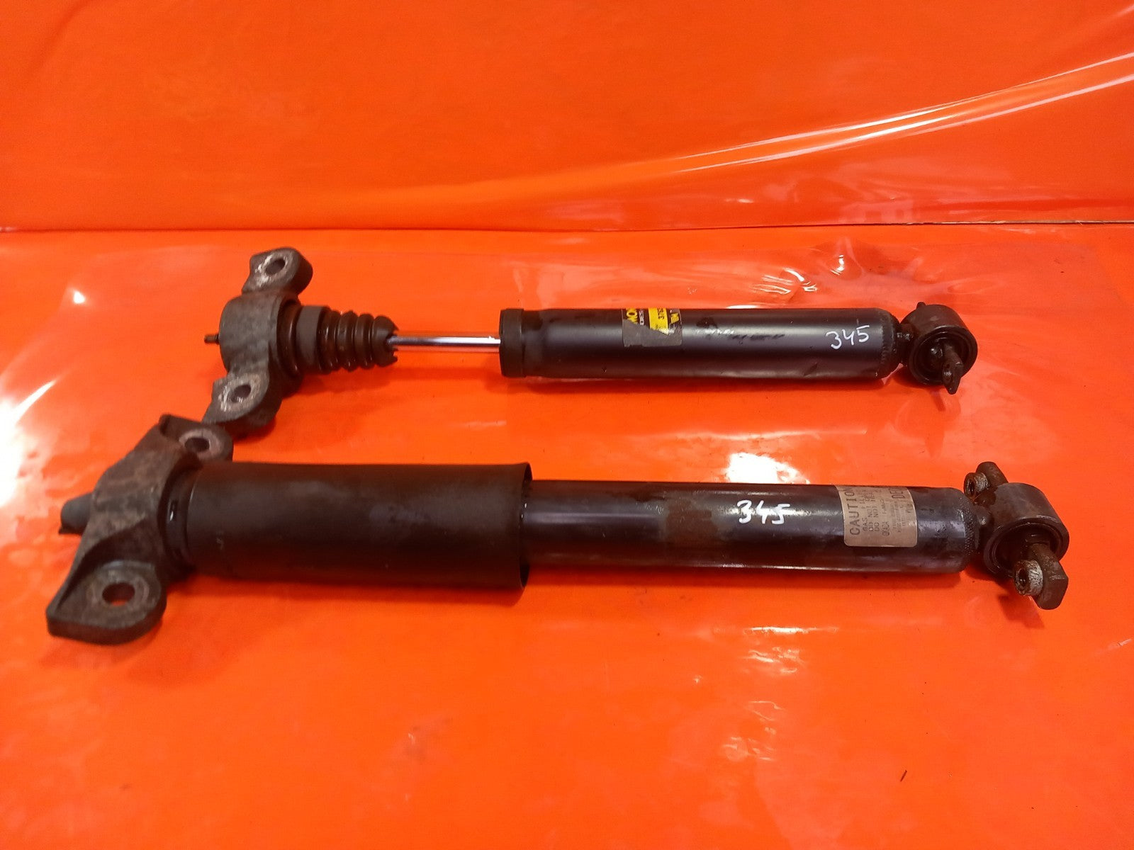 Ford Galaxy Zetec 2.0 Diesel 2019 Rear Shock Absorbers Pair F1GC18080DEA A345 - Image 6