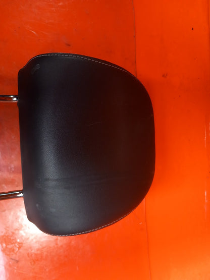 2019 Mercedes A Class W177 Front Left Passenger Headrest Warranty A260 - Image 2