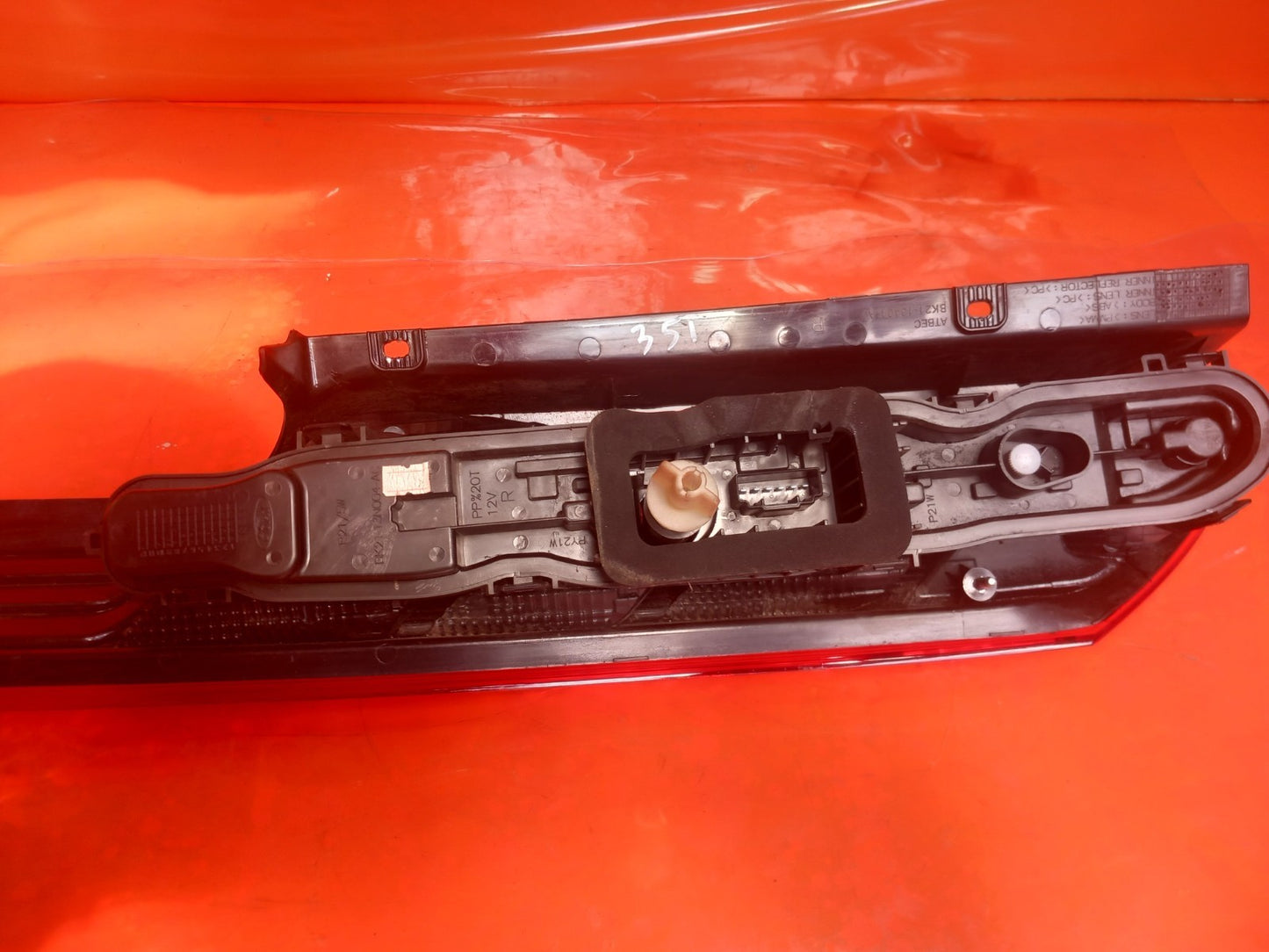 2020 Ford Transit Custom 2020 Tail Light Rear Right BK21-13404-AJ Warranty A351 - Image 8