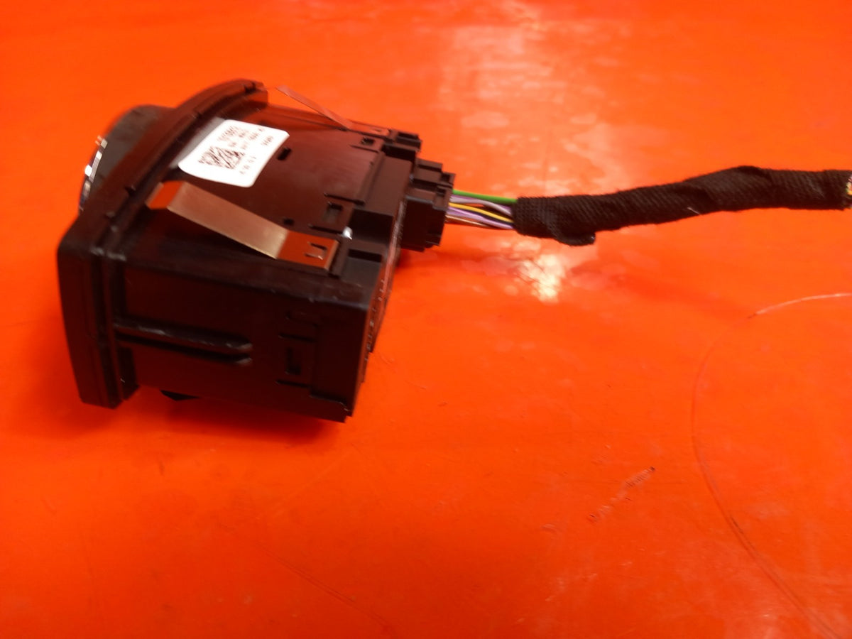 Ford Transit Custom 2.0 Diesel 2016 Headlight Control Switch AV1T13D061AD A409 - Image 4