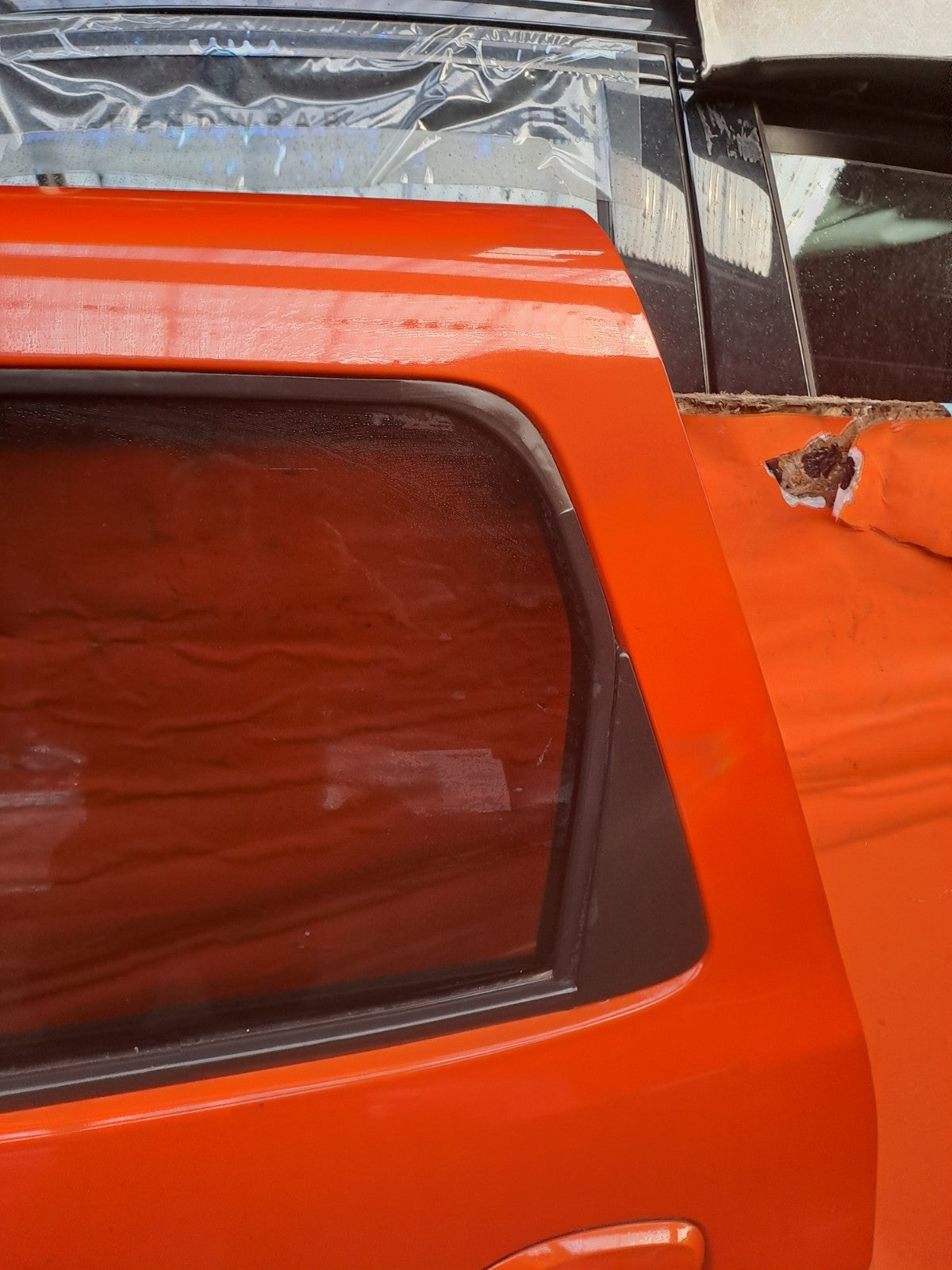 ✅2024 Dacia Duster Journey Rear Left Door Orange + Warranty A364 - Image 4