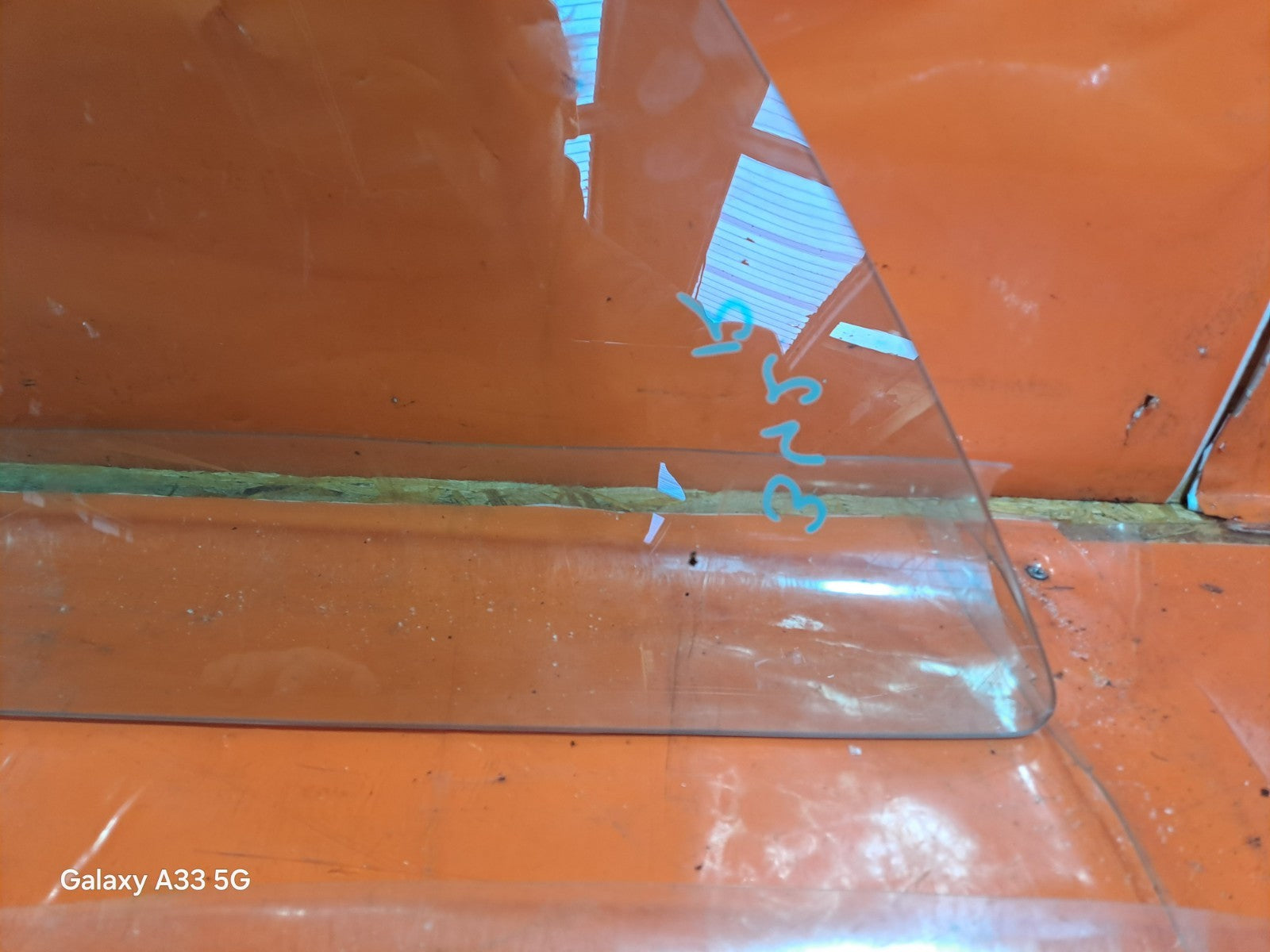 ✅FORD TRANSIT CUSTOM 2.0 DIESEL 2023 FRONT LEFT QUARTER WINDOW GLASS BK21V21419A - Image 2