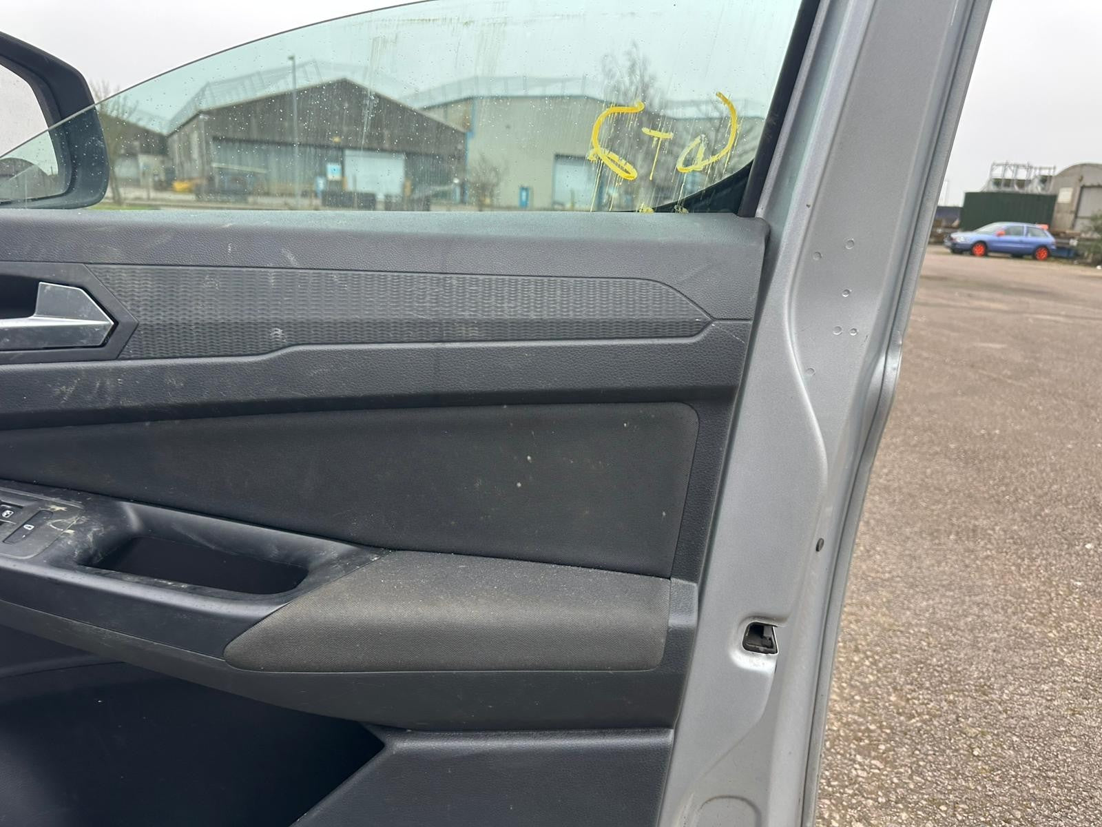 ✅2024 FORD TOURNEO CONNECT FRONT RIGHT DOOR CARD PANEL + WARRANTY A366 - Image 5
