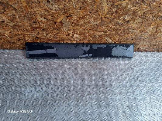 ✅Renault Trafic III Sl27 Sport 2016 1.6 Diesel RIGHT DOOR PLASTIC MOULDING TRIM - Image 1