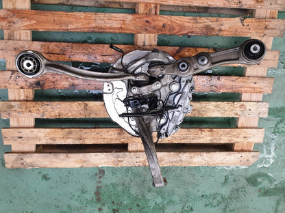 ✅2015 MERCEDES C CLASS W205 2.0P FRONT LEFT WHEEL HUB A2052100 A0004212112 A061 - Image 8