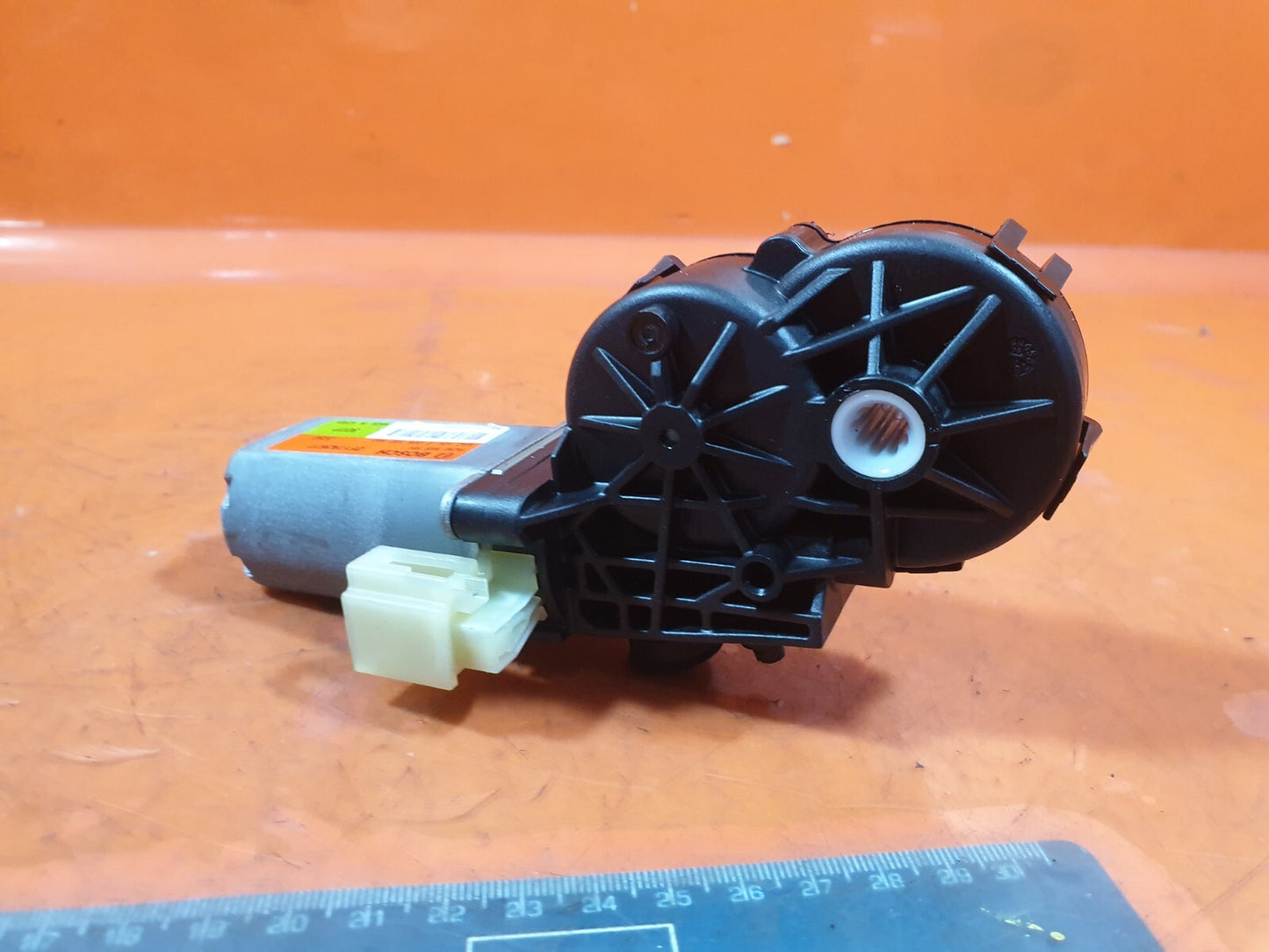 ebay-src:https://i.ebayimg.com/00/s/mtiwmfgxnjaw/z/yxeaaoswxadnwi0o/$_57.jpg