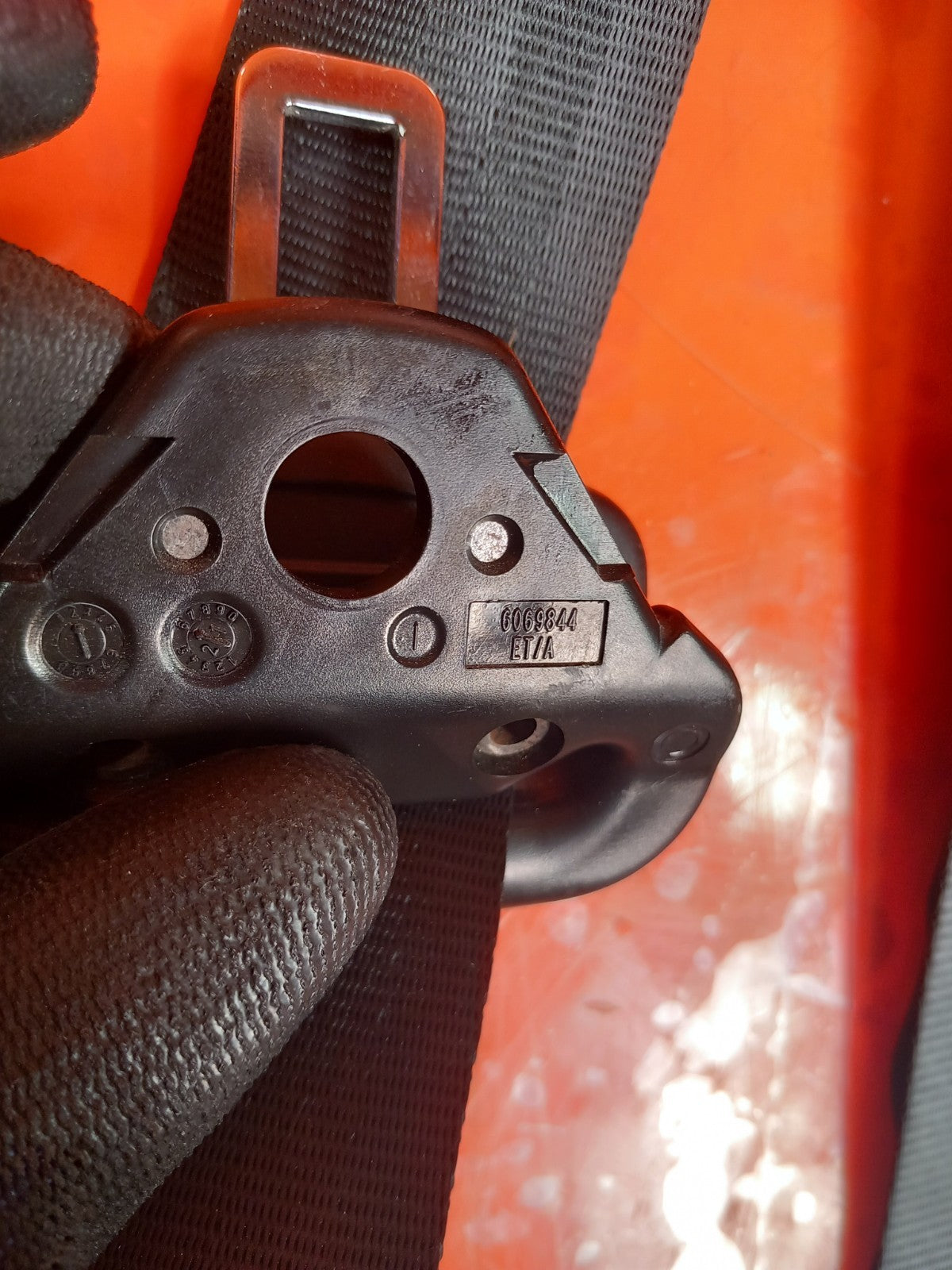 Citroen Berlingo 650 1.5 Diesel 2021 Front Middle Seat Belt 98172324XX A415 - Image 4