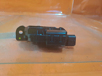 ebay-src:https://i.ebayimg.com/00/s/mtiwmfgxnjaw/z/mhuaaeswa1bpm101/$_57.jpg