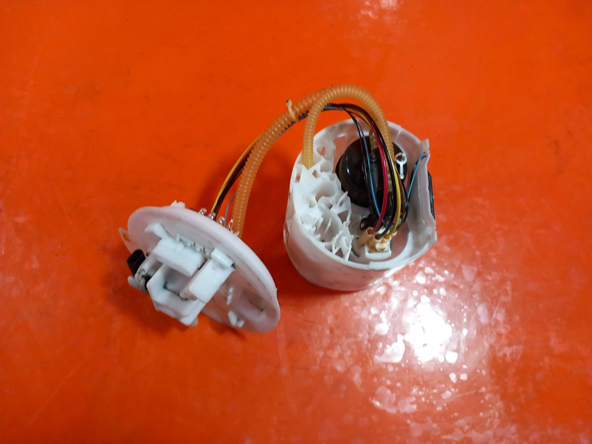 Mercedes CLA W118 Fuel Pump Sender Unit A2474705300 Warranty xAA - Image 2