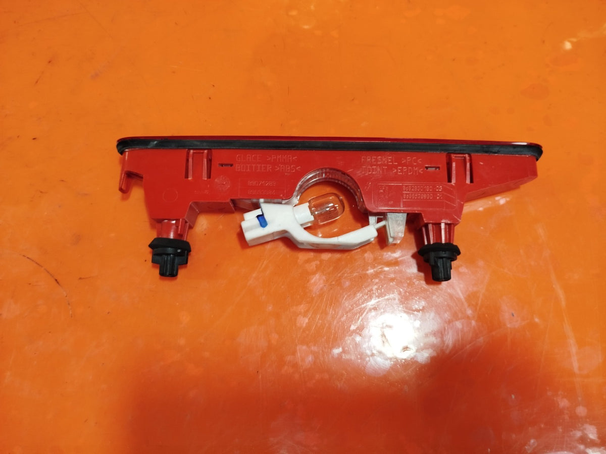 ebay-src:https://i.ebayimg.com/00/s/mtiwmfgxnjaw/z/ujuaaeswevvqty3j/$_57.jpg
