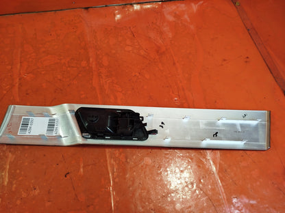 ✅LAND ROVER RANGE ROVER L320 2.7 DIESEL 2007 REAR LEFT INTERIOR HANDLE A284 - Image 6