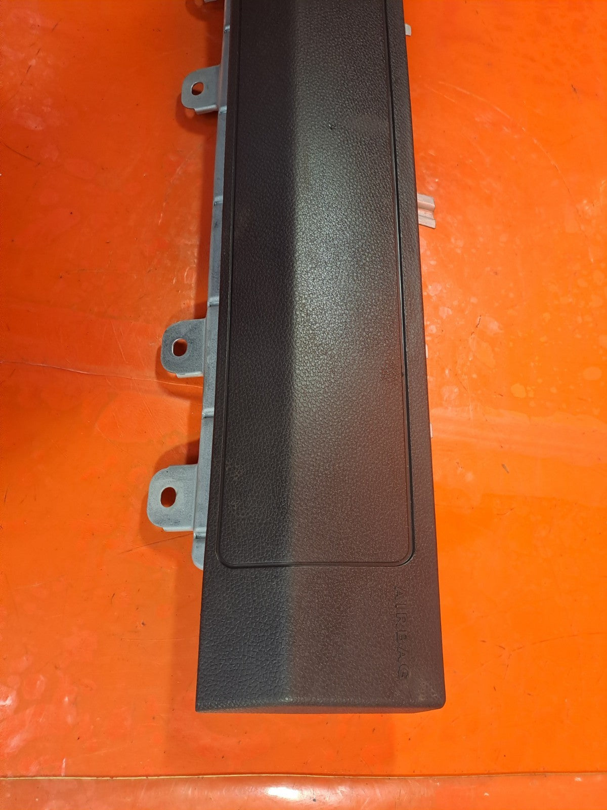 ✅MERCEDES GLA 200D X156 2.1 DIESEL 2016 RIGHT DRIVER SIDE KNEE ARBAG A1768600402 - Image 4