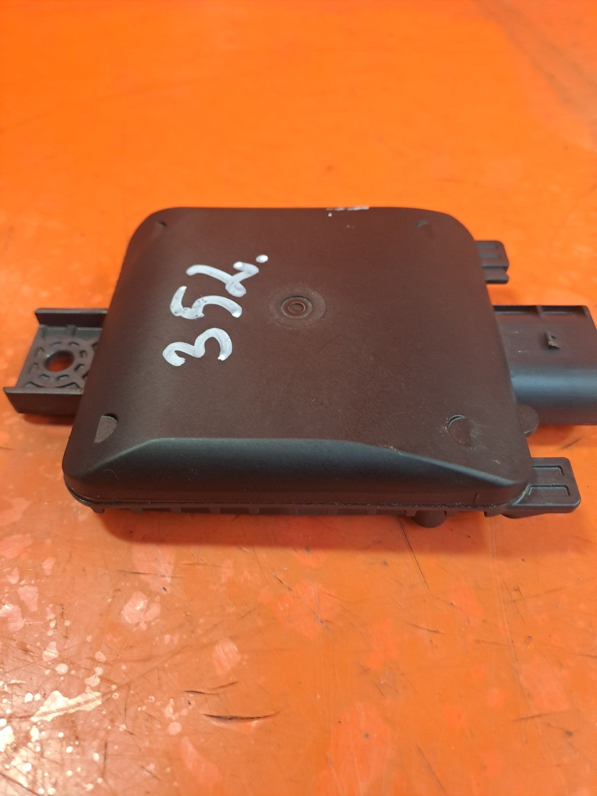ebay-src:https://i.ebayimg.com/00/s/mtywmfgxmjaw/z/1bcaaeswxwzpnwdi/$_57.jpg