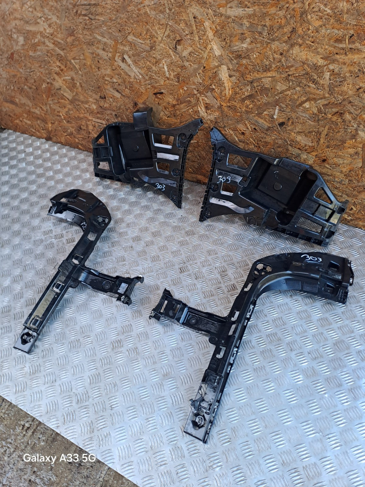 ✅2018 BMW X1 F48 2.0P REAR BUMPER BRACKETS 7381119 7381120 + WARRANTY A303 - Image 3