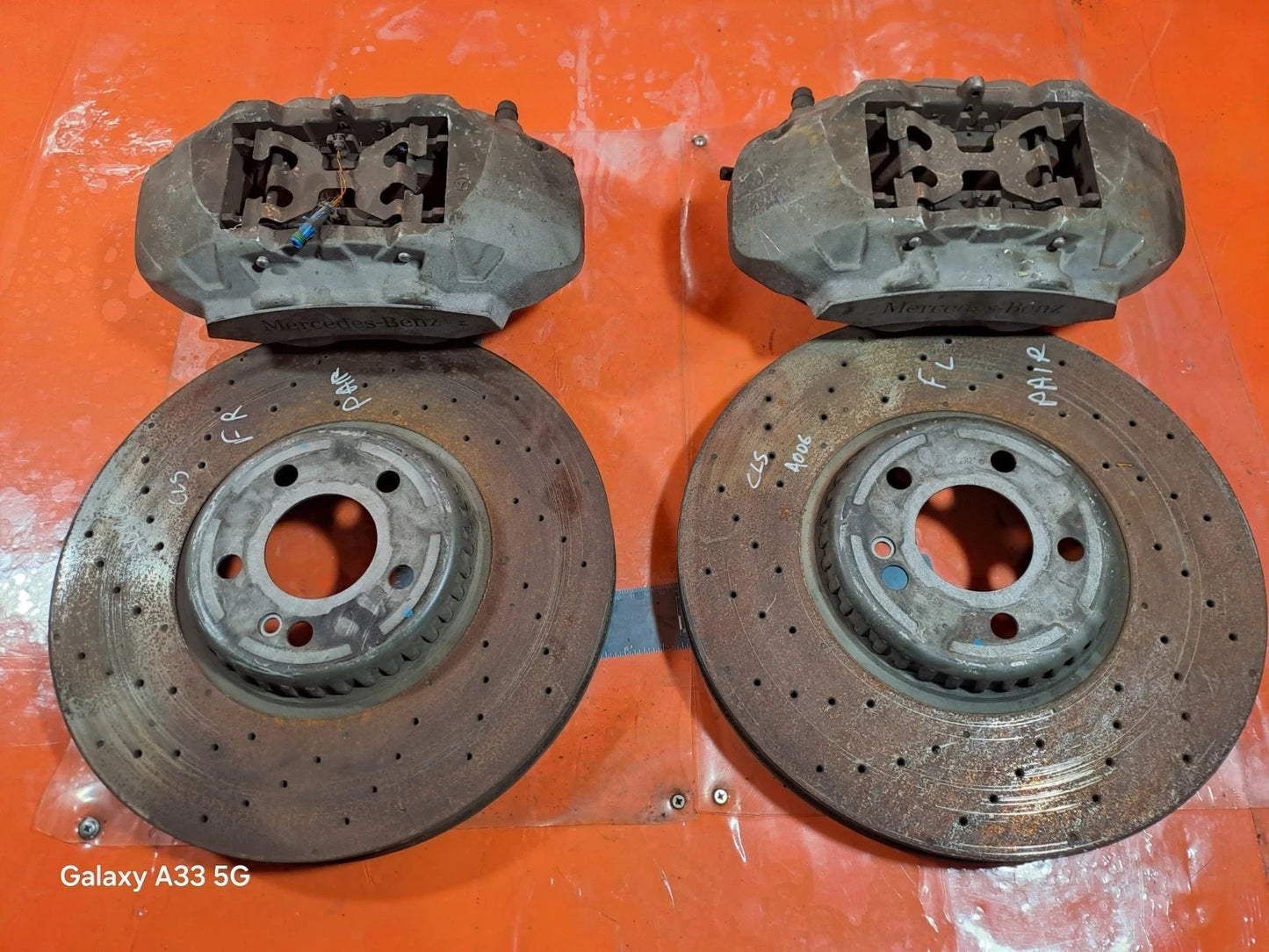 ✅Mercedes CLS 450 W257 3.0 Petrol 2019 Front Brake Disc & Caliper Pair A006 - Image 1
