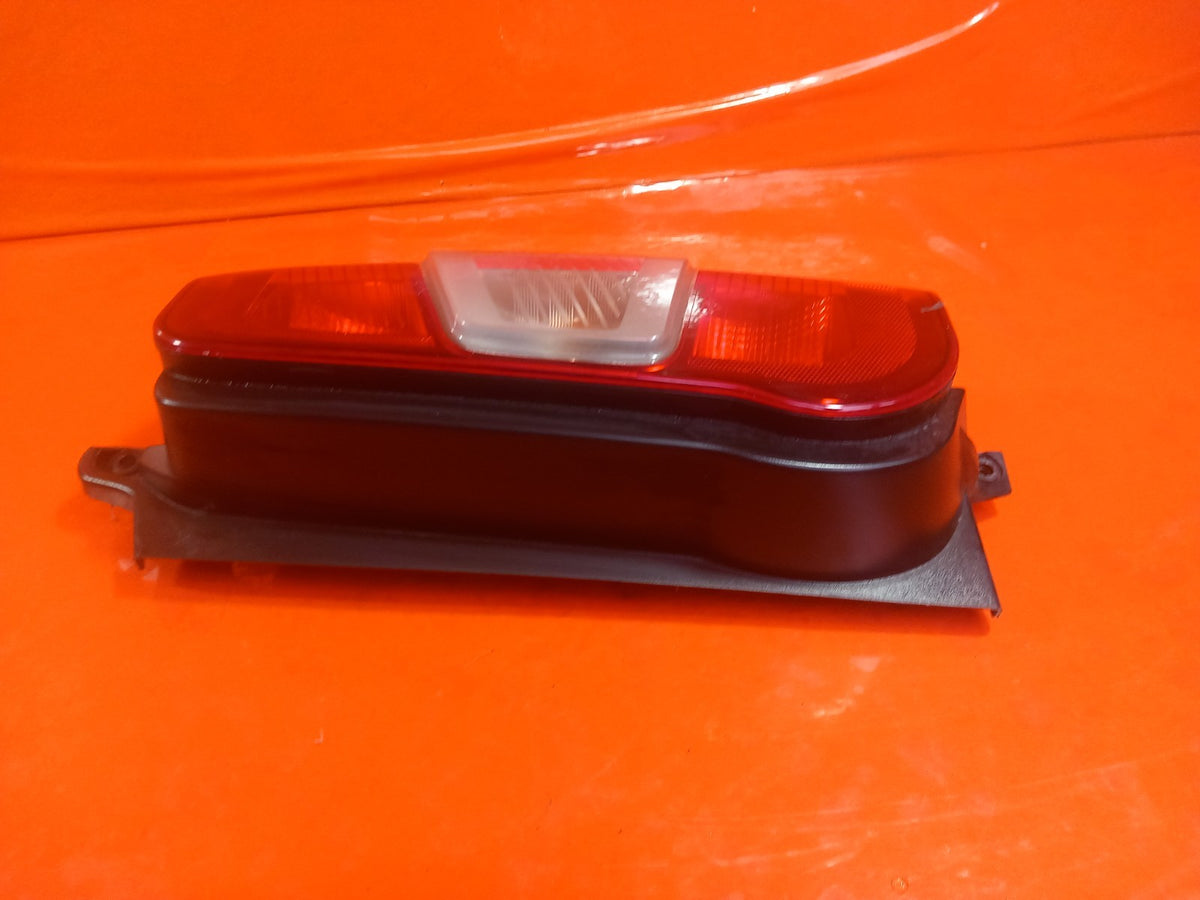 ebay-src:https://i.ebayimg.com/00/s/mtiwmfgxnjaw/z/ouiaaeswyj9qs2jh/$_57.jpg