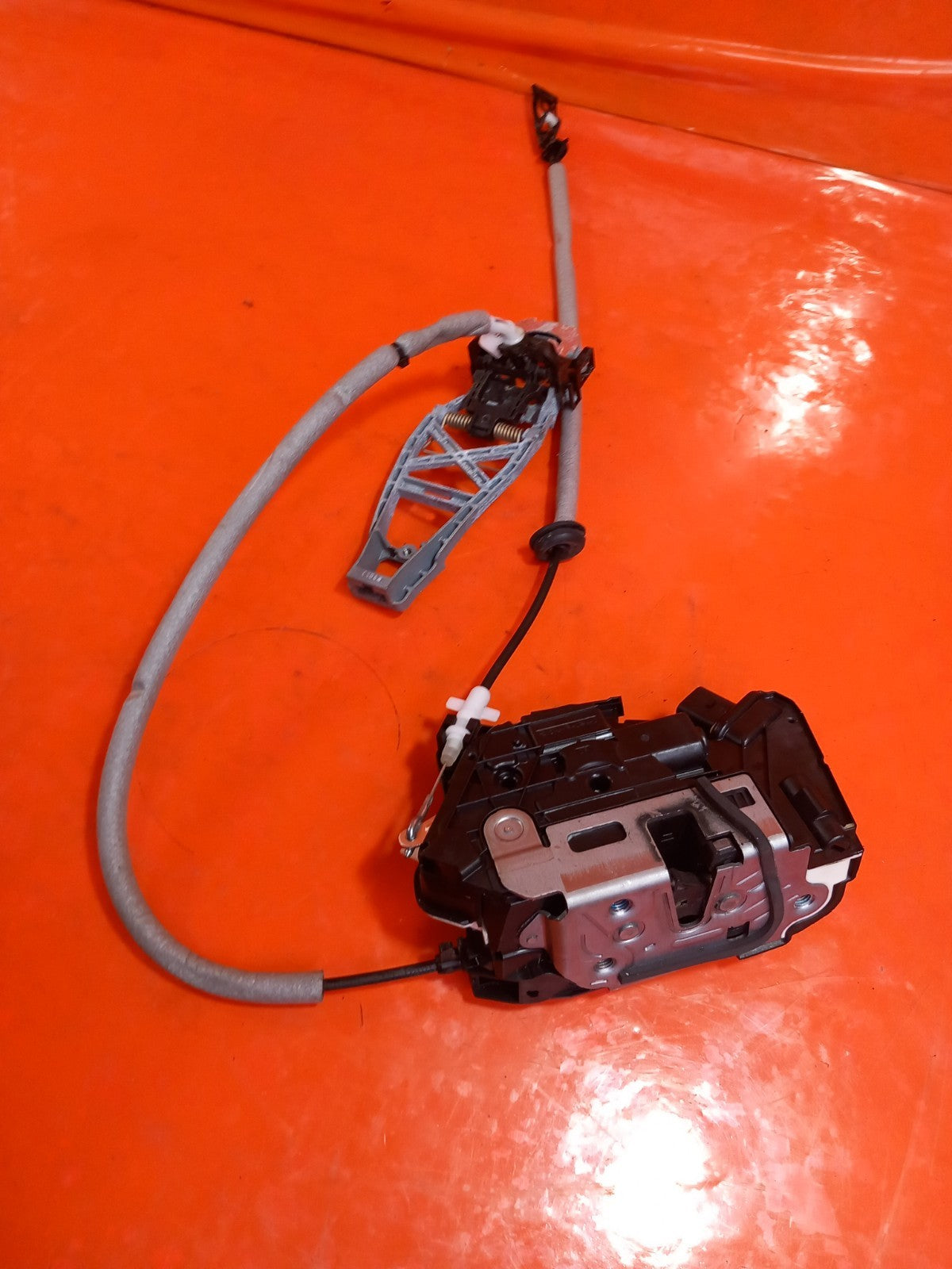 VW Transporter St-Line 2.0 Diesel 2023 Front Right Door Lock 7L1837016G A416 - Image 10