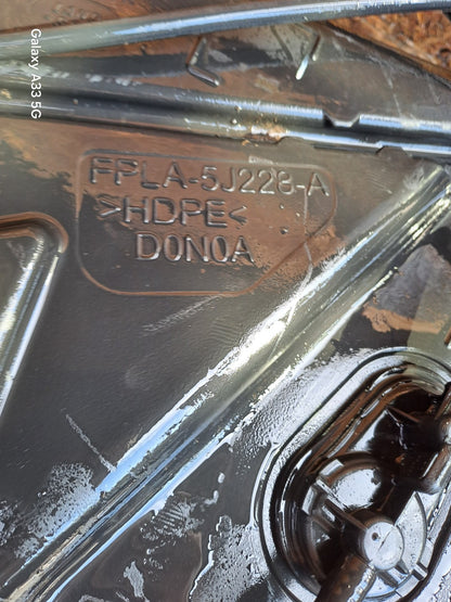 ✅RANGE ROVER SPORT L494 3.0D ADBLUE TANK RESERVOIR FPLA-5J228-A + WARRANTY xAA - Image 10