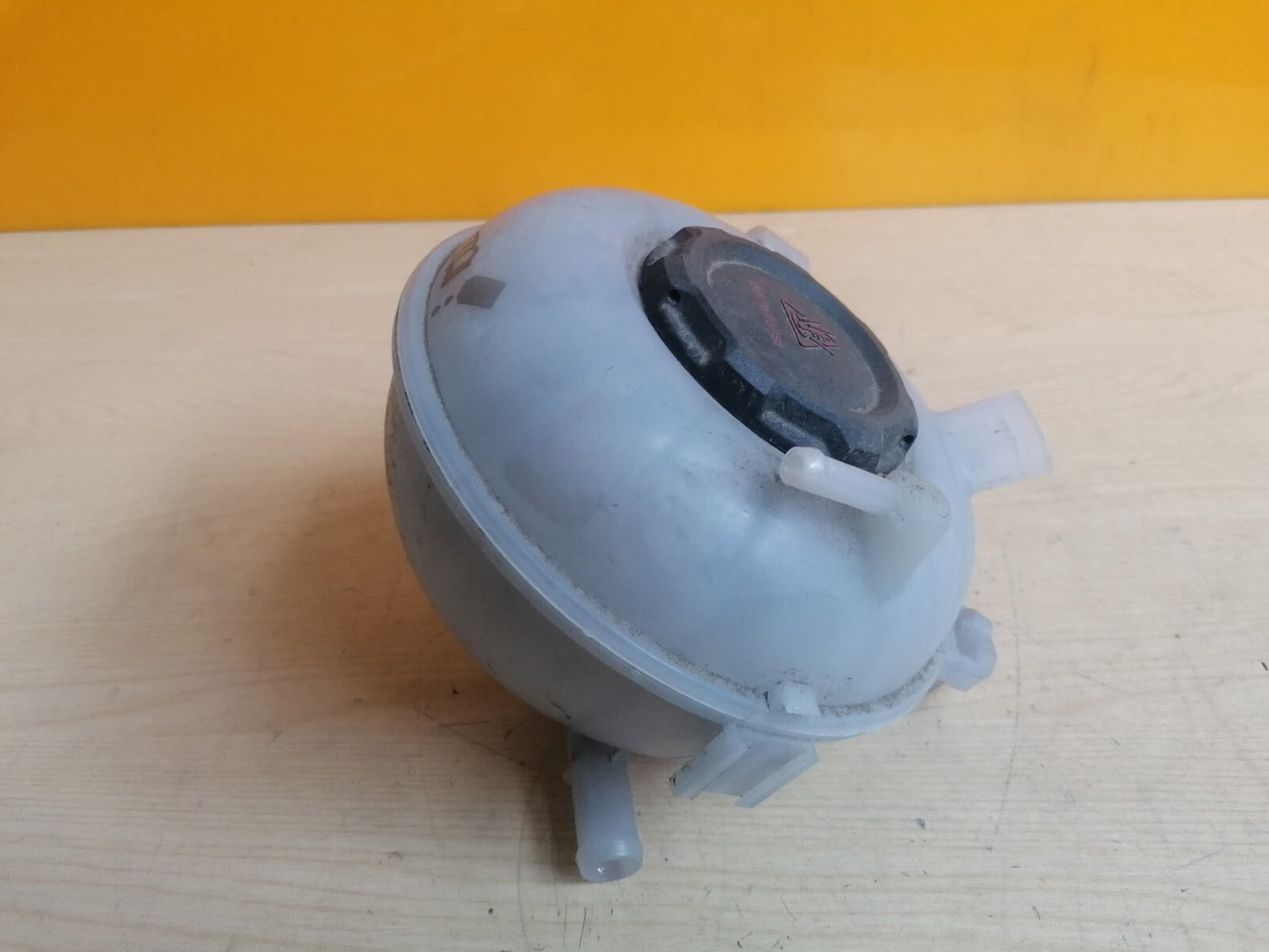 ✅2021 AUDI Q3 F3 1.5TFSI OVERFLOW EXPANSION TANK BOTTLE 5Q0121407M + WARRANTY - Image 2