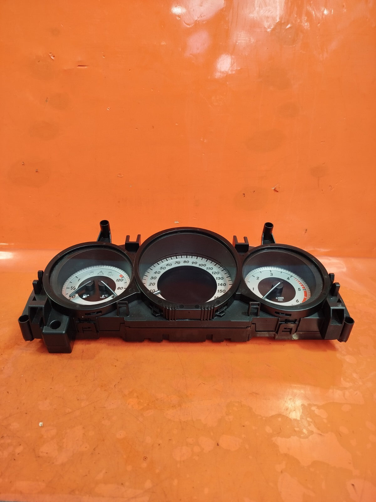✅Mercedes W204 C220 2012 2.1 Diesel SPEEDOMETER INSTRUMENT CLUSTER A2049004909 - Image 4