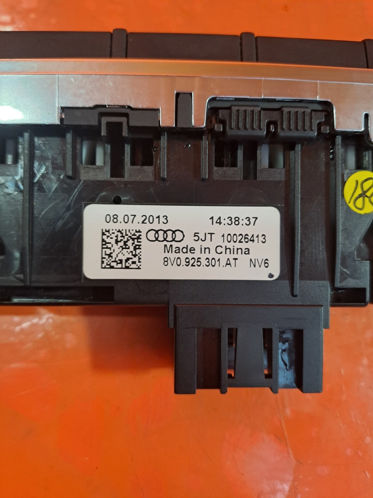 ✅AUDI A3 1.6 DIESEL 2013 HAZARD TRACTION SCREEN SWITCH PANEL 8V0925301AT A338 - Image 12