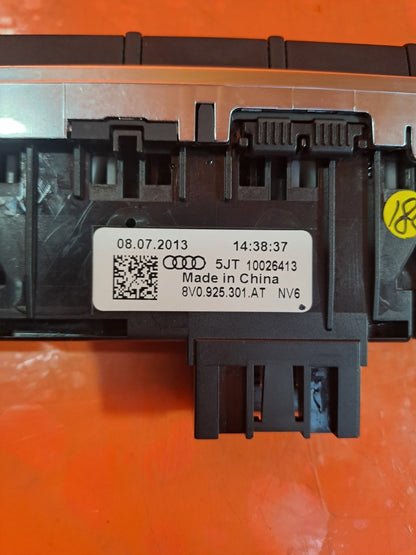 ✅AUDI A3 1.6 DIESEL 2013 HAZARD TRACTION SCREEN SWITCH PANEL 8V0925301AT A338 - Image 12