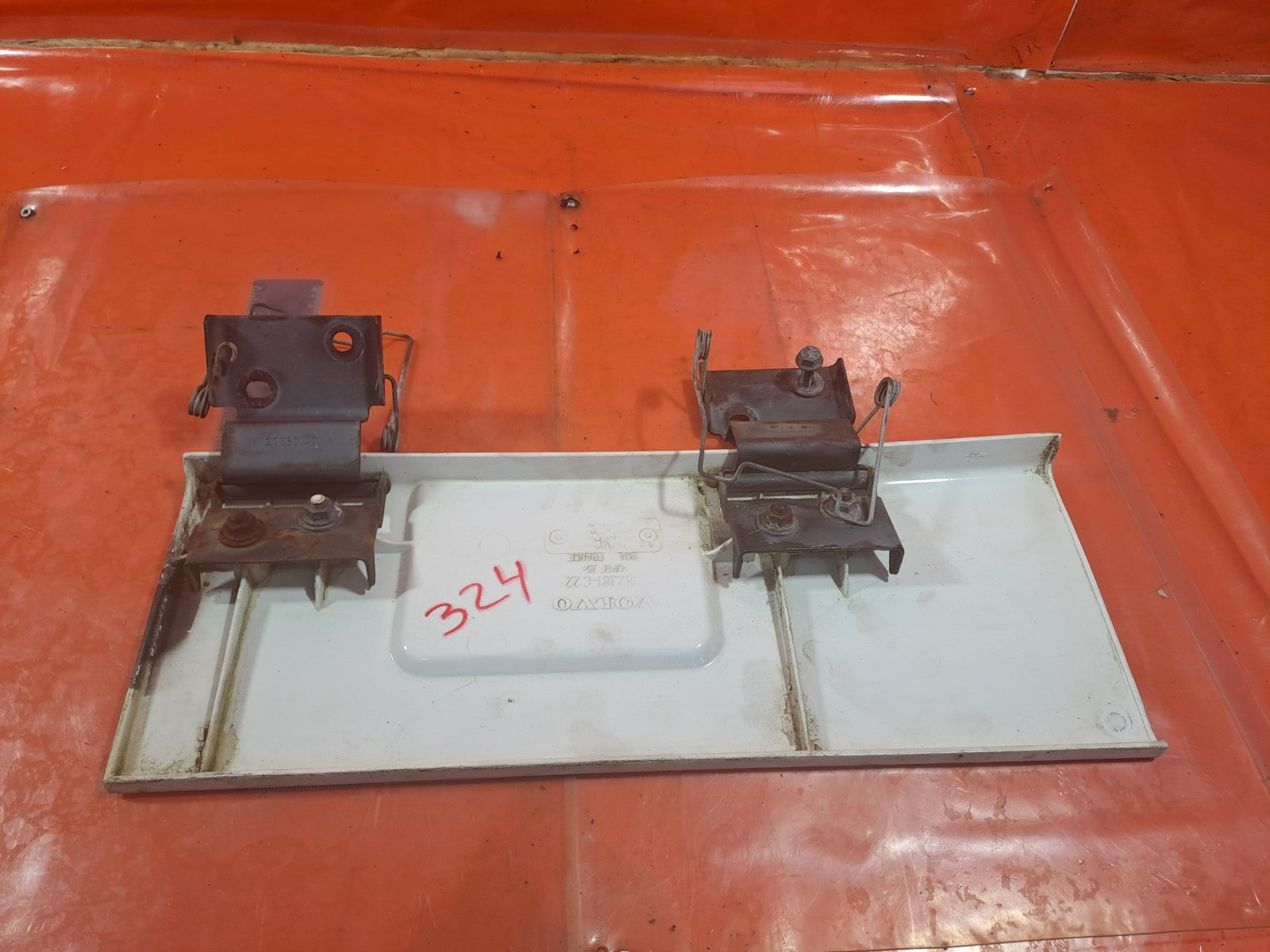 ✅VOLVO FL 5.5 DIESEL 2003 RIGHT LOWER CABIN WIND DEFLECTOR SPOILER 3182381 A324 - Image 4