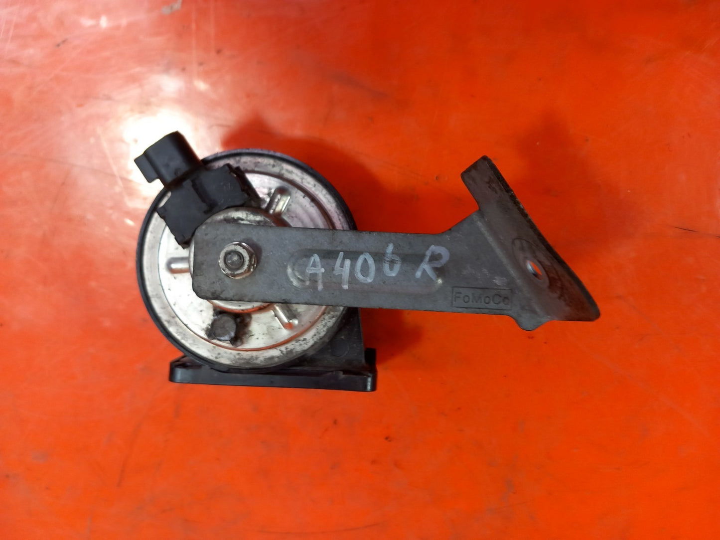 ebay-src:https://i.ebayimg.com/00/s/mtiwmfgxnjaw/z/1bmaaeswanrqjvrv/$_57.jpg