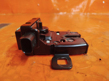 ✅LAND ROVER RANGE ROVER L320 2.7 DIESEL 2007 TAILGATE BOOT LID WINDOW LOCK A284 - Image 4