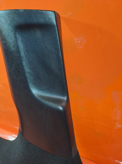TESLA MODEL 3 LONG 2024 LEFT SIDE LOWER B PILLAR COVER TRIM 1733794-10-E A207 - Image 4