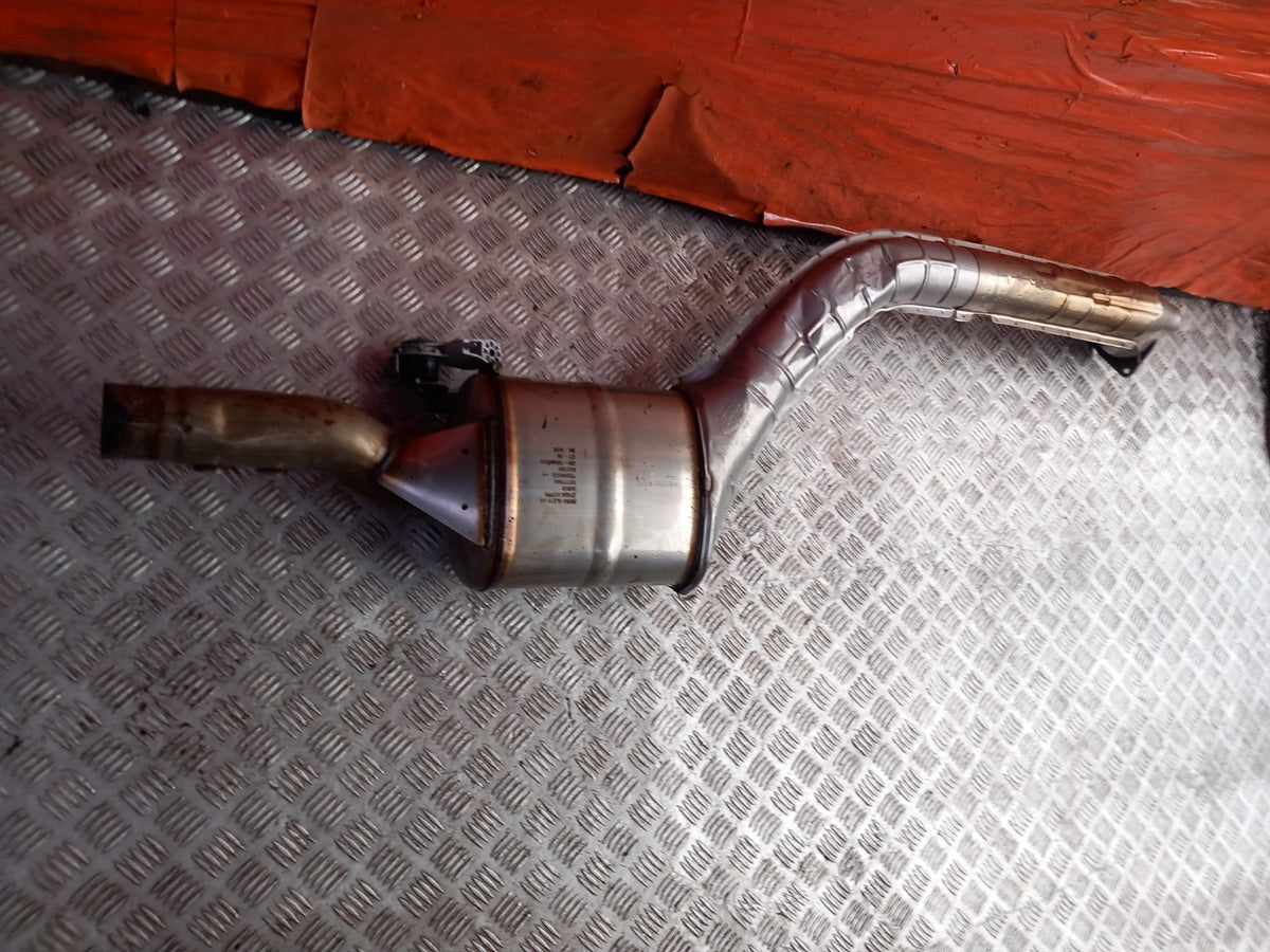 2025 Land Rover Defender L663 Catalytic Converter R8B2-5L219-AB Warranty A396 - Image 3