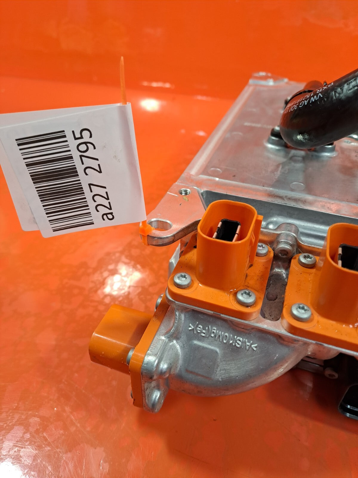CUPRA LEON VZ2 1.4 PETROL 2023 BATTERY HIGH VOLTAGE CHARGER BOX 5QE915685C A227 - Image 4