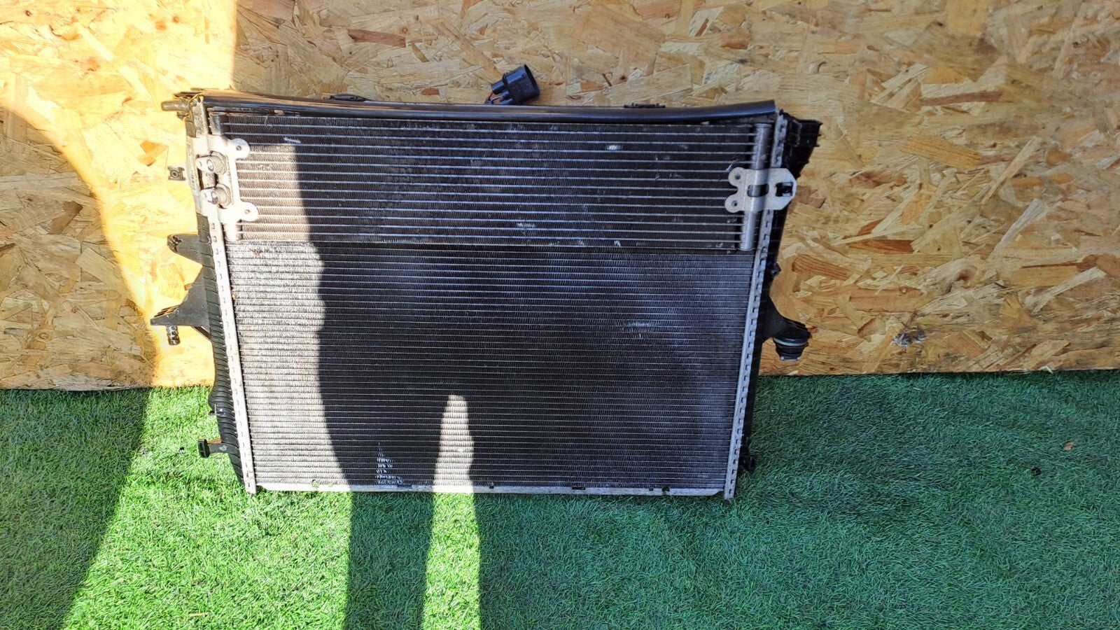 AUDI Q7 S-LINE 3.0 DIESEL 2010 RADIATOR RAD PACK 7L0121253A Warranty A224 - Image 2