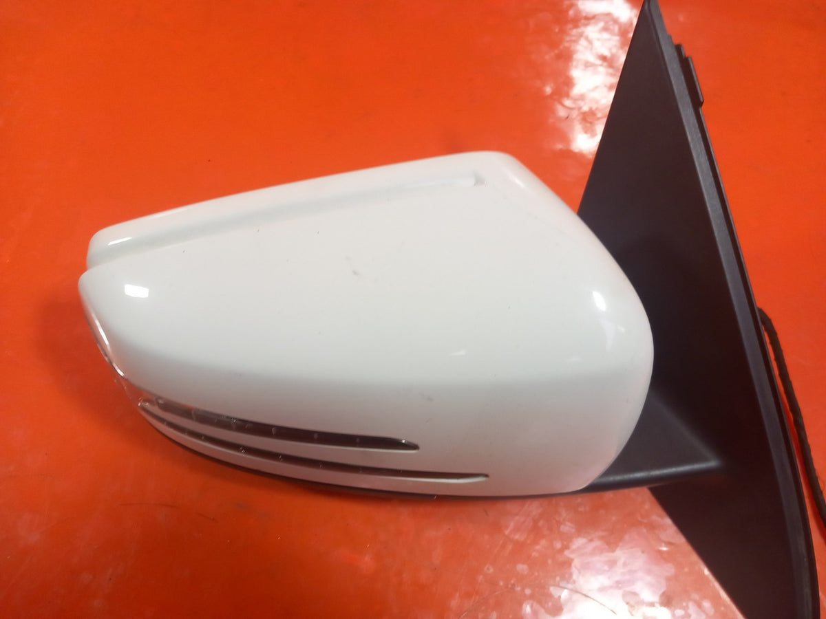 Mercedes GLA 200D X156 2.1 Diesel 2016 Front Right Wing Mirror White 7 Pin A334 - Image 4