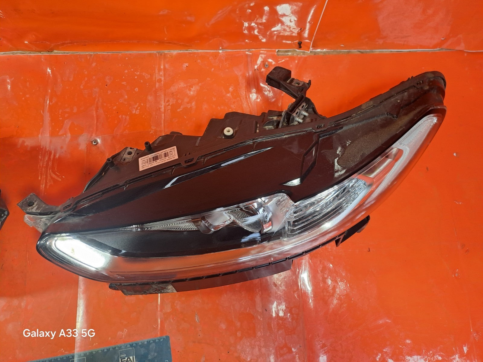 ✅FORD MONDEO TITANIUM MK5 2.0 DIESEL 2015 FRONT LEFT & RIGHT HEADLIGHTS A308 - Image 9