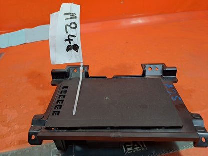 ✅HYUNDAI TUCSON MK4 1.6 PETROL 2023 WIRELESS CHARGING CONTROL MODULE 95560-N7000 - Image 2
