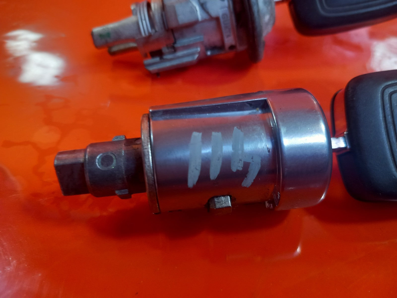 ebay-src:https://i.ebayimg.com/00/s/mtiwmfgxnjaw/z/dwaaaeswytvqlbvz/$_57.jpg