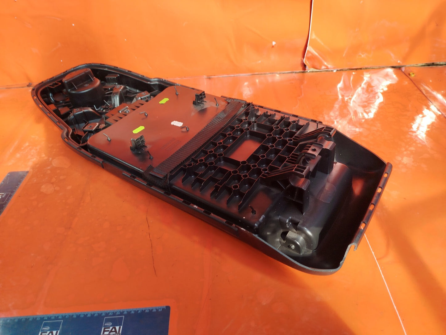 ✅2015 RENAULT TRAFIC MK3 SL27 PASSENGER SEAT STORAGE CUP HOLDER TABLE 1215833X - Image 11