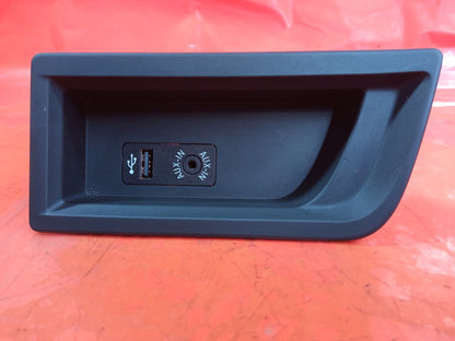 ✅BMW 420D F33 2.0 DIESEL 2016 USB PORT 9207358 Warranty A368 - Image 1