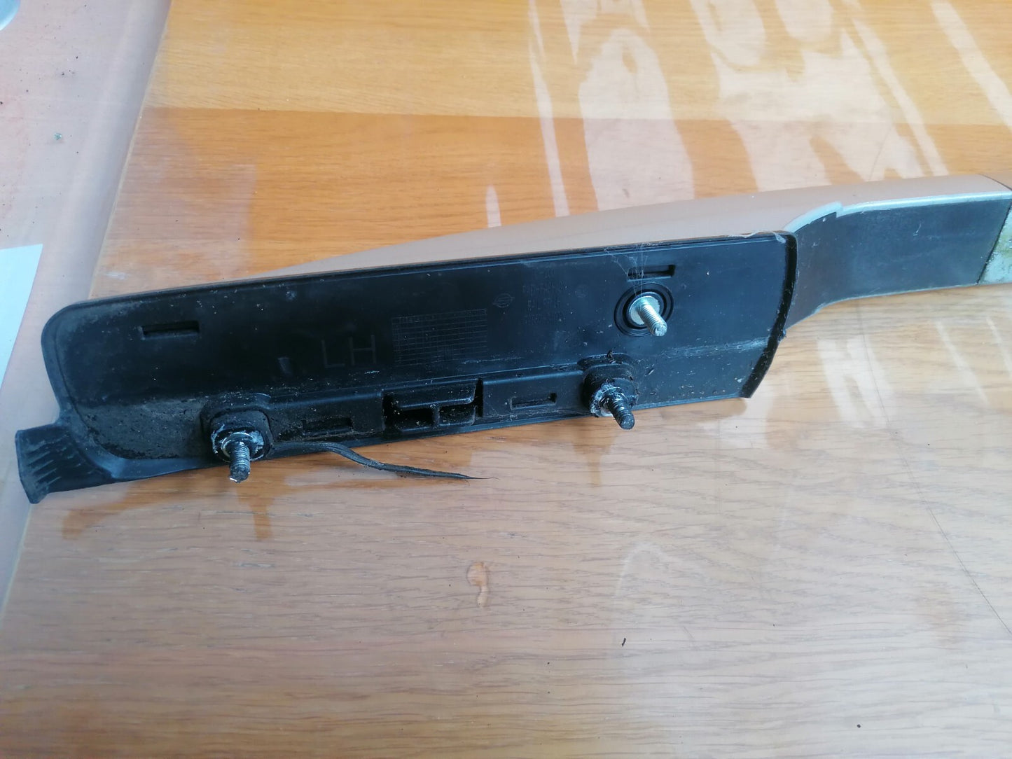 ebay-src:https://i.ebayimg.com/00/s/mtiwmfgxnjaw/z/uj0aaoswvahlnmc4/$_57.jpg