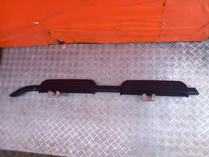 Land Rover Defender L663 3.0 Diesel 2025 Left Running Board L8BM16490CC A396 - Image 2