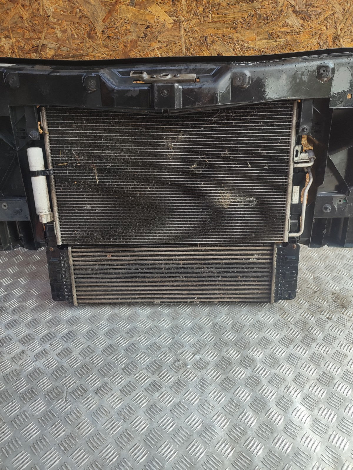 ✅2015 VW CRAFTER CR35 2.0D FRONT RADIATOR PACK 2E0805591 + WARRANTY A275 - Image 5