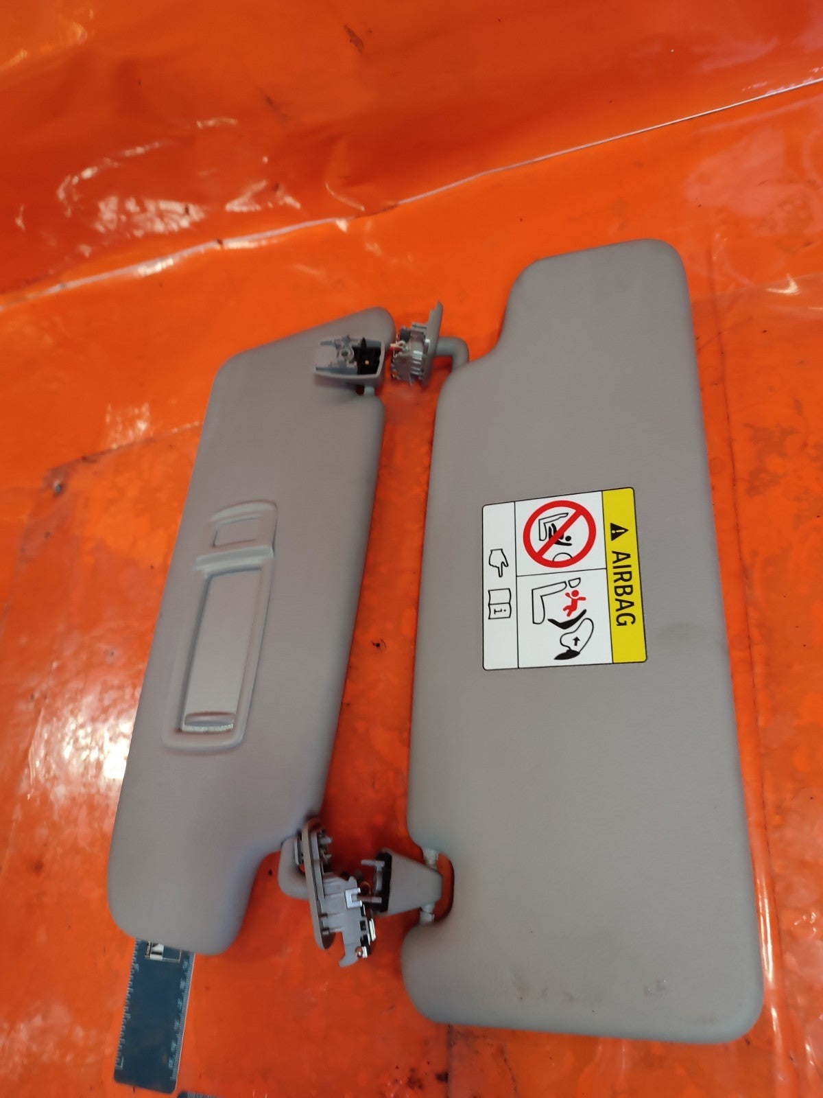 ✅BMW X1 F48 2.0 PETROL 2018 SUN VISORS PAIR Warranty A303 - Image 3