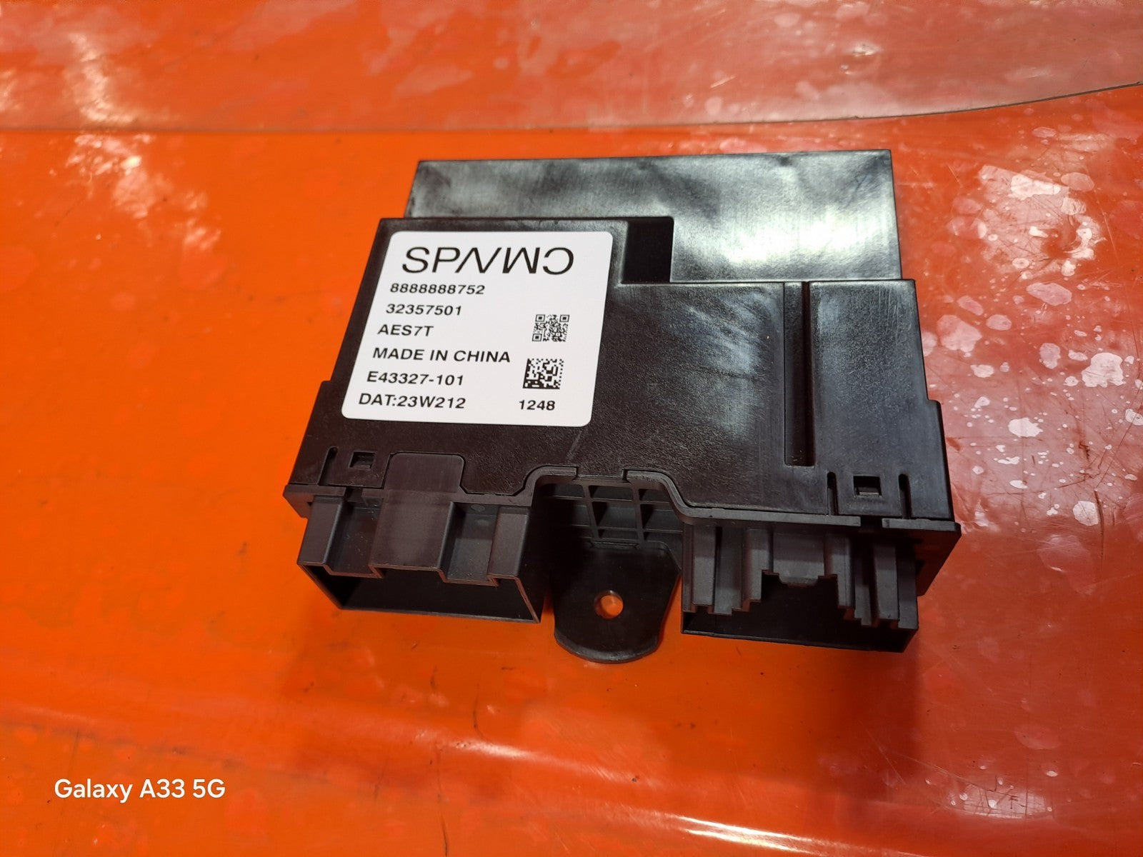 ebay-src:https://i.ebayimg.com/00/s/mtiwmfgxnjaw/z/m1waaeswrw5pdyn-/$_57.jpg
