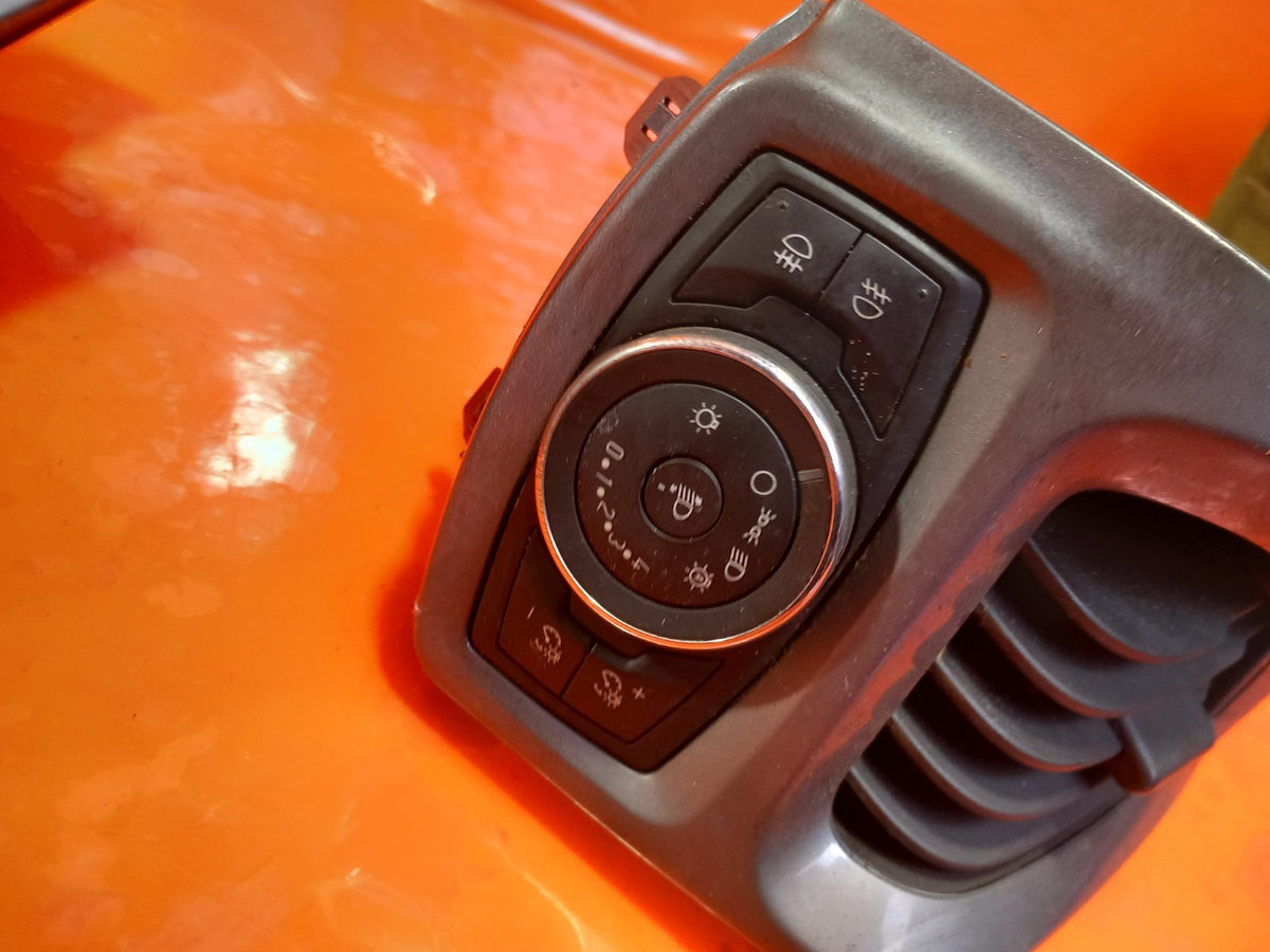 2015 Ford Transit Custom Radio Control Switch Panel BK2T-18K811-BC Warranty A413 - Image 11